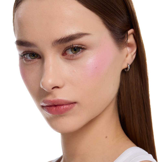 Phấn Má Make Me Blush Bold Blurring Blush