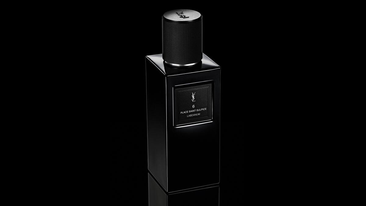 GỌN GÀNG, SẮC NÉT, THUẦN CHẤT YSL